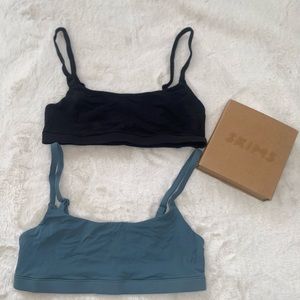 SKIMS SCOOP NECK BRALETTES